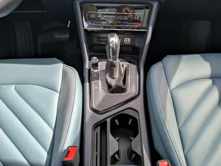 Volkswagen Tharu 2023 Model 300TSI 2WD Full Moon Edition – фото 8