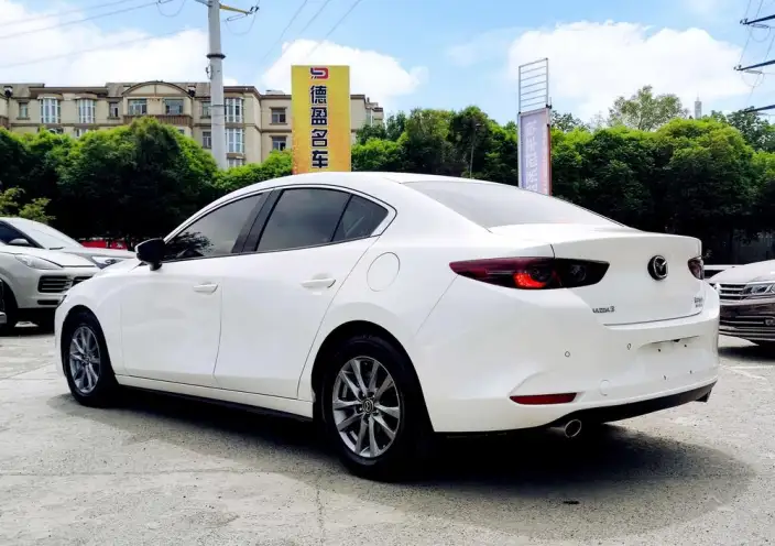 Mazda3 Axela 2021 Model 2.0L Automatic Zhi Engine Edition