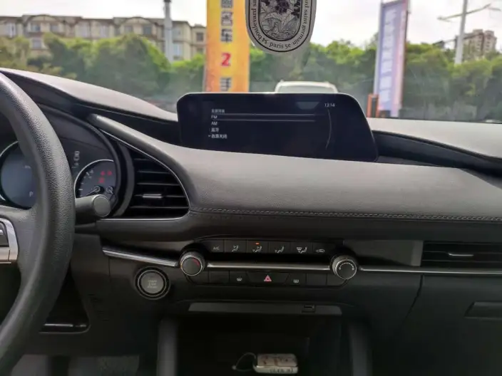 Mazda3 Axela 2021 Model 2.0L Automatic Zhi Engine Edition – фото 7