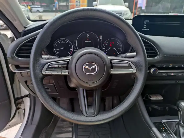 Mazda3 Axela 2021 Model 2.0L Automatic Zhi Engine Edition – фото 10
