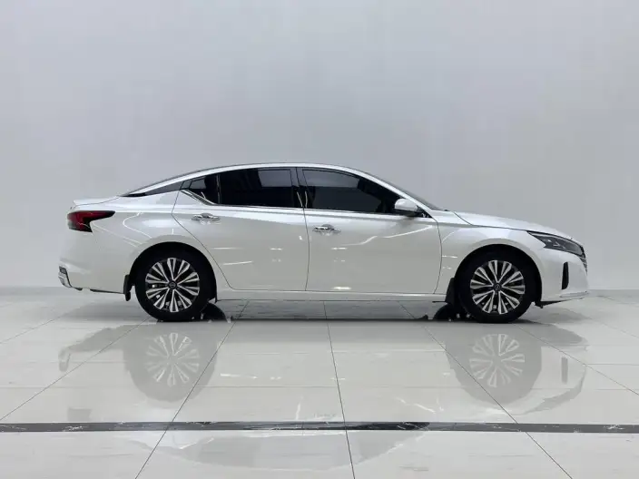 Nissan Teana 2022 Model 2.0L XL-Upr Premium Edition – фото 8