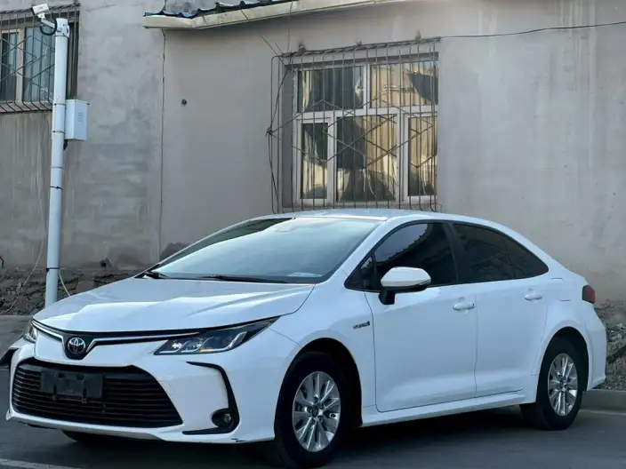 Toyota Corolla 2022 Model Hybrid 1.8L E-CVT Pioneer Edition – фото 1