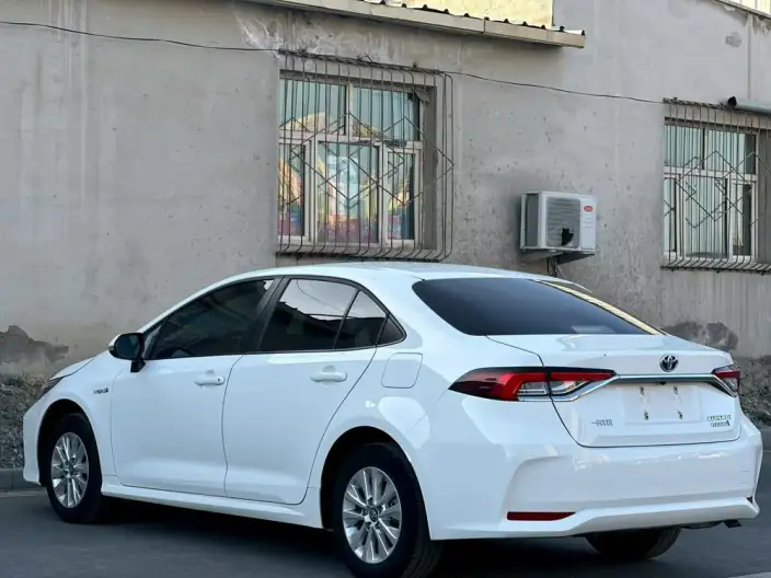 Toyota Corolla 2022 Model Hybrid 1.8L E-CVT Pioneer Edition – фото 4