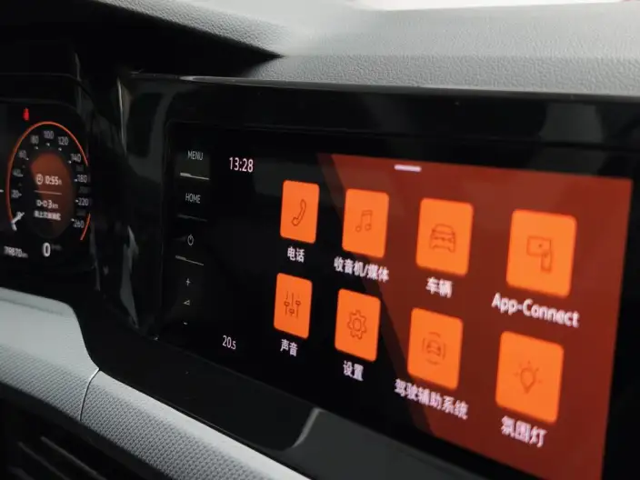 Volkswagen Golf 2021 Model 280TSI DSG 30th Anniversary Memorial Edition – фото 9