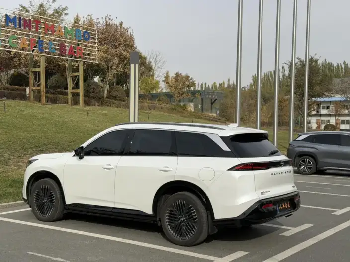 Nissan Pathfind 2024 Model 380VC-TURBO 4WD Zhizun Edition VI seat