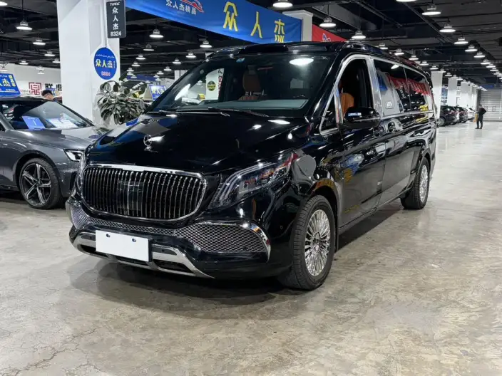 Viano 2023 Model 2.0T Business Edition 7 seat – фото 1