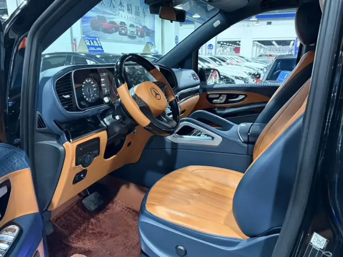 Viano 2023 Model 2.0T Business Edition 7 seat – фото 8