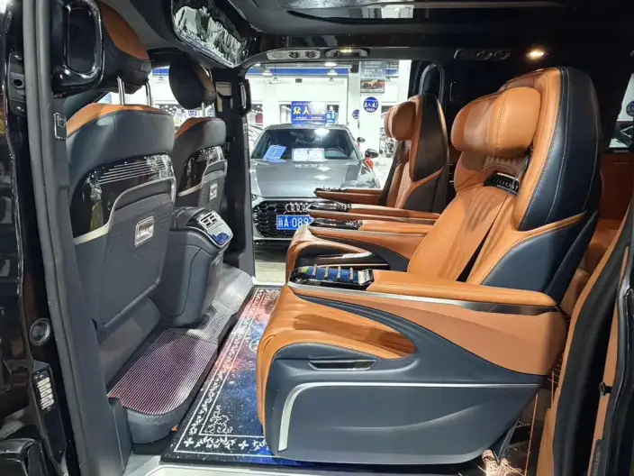 Viano 2023 Model 2.0T Business Edition 7 seat – фото 9