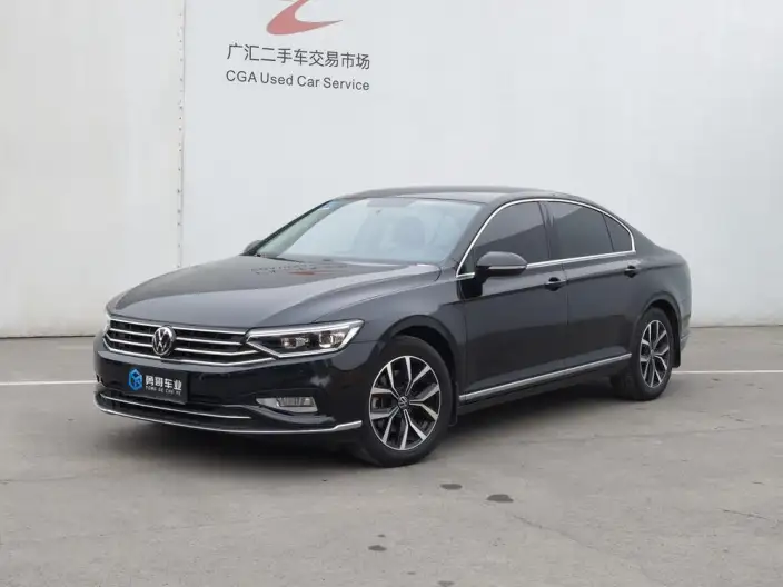 Volkswagen Magotan 2020 Model 280TSI DSG Comfort Model – фото 1