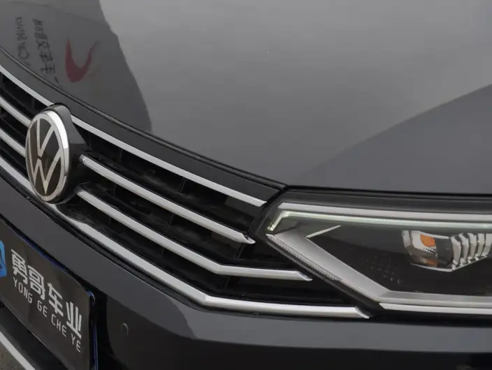 Volkswagen Magotan 2020 Model 280TSI DSG Comfort Model – фото 10