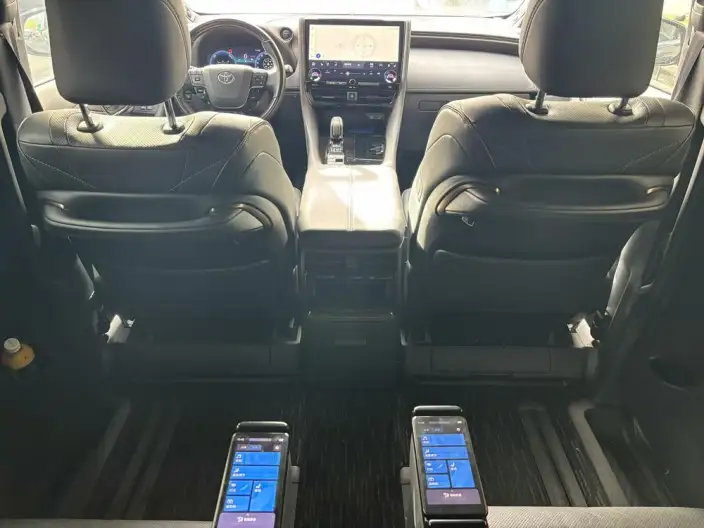 Elfa 2025 Model 2.5L Automatic 4WD 7 seat Parallel Imported – фото 7