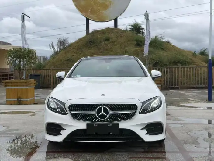 Mercedes-Benz E-Class Imported 2020 Model E 260 Coupe – фото 2