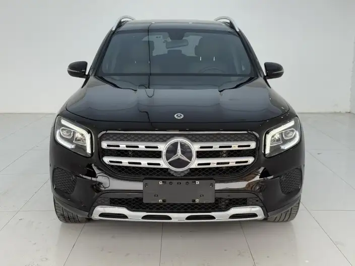Mercedes-Benz GLB 2023 Model GLB 220 Dynamic Model – фото 2