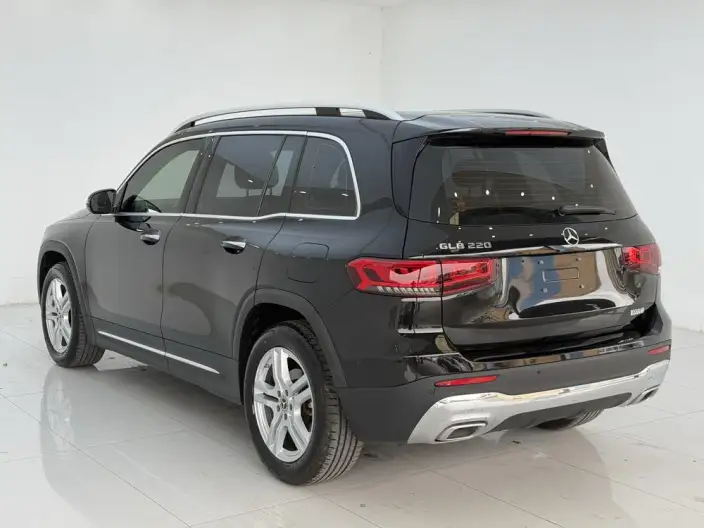 Mercedes-Benz GLB 2023 Model GLB 220 Dynamic Model – фото 4
