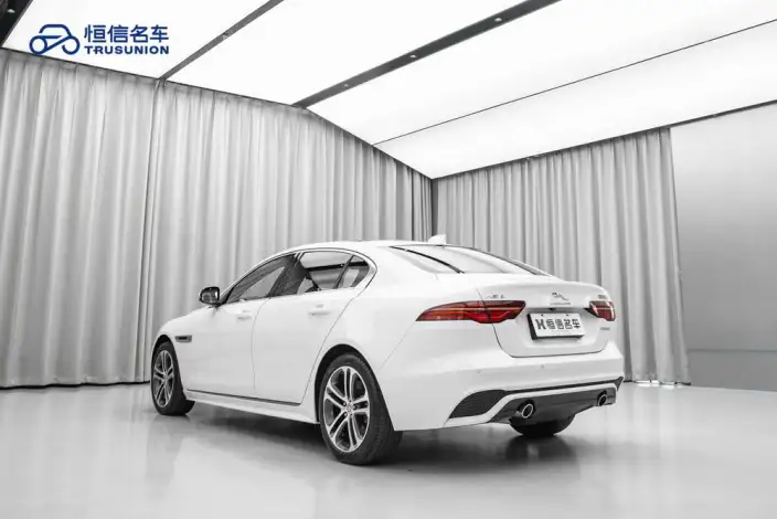 Jaguar XE L 2024 Model 2.0T 250PS R-DYNAMIC S Enterprising Sports Edition – фото 4