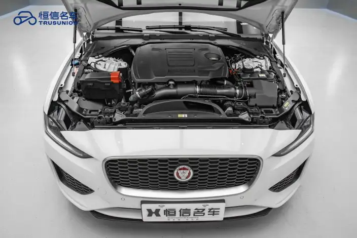 Jaguar XE L 2024 Model 2.0T 250PS R-DYNAMIC S Enterprising Sports Edition – фото 9