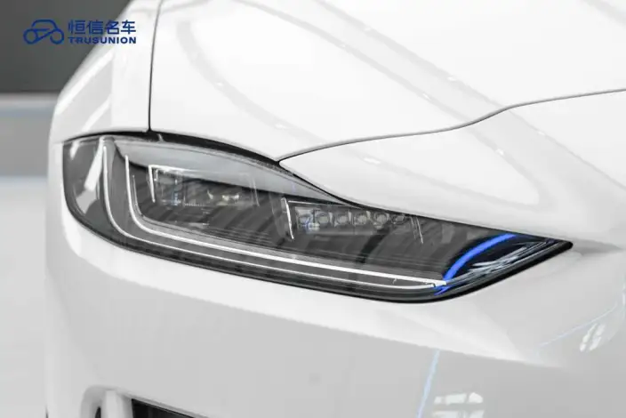 Jaguar XE L 2024 Model 2.0T 250PS R-DYNAMIC S Enterprising Sports Edition – фото 10