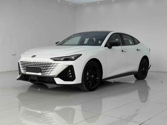 Changan UNI-V 2024 Model 1.5T High Power Edition