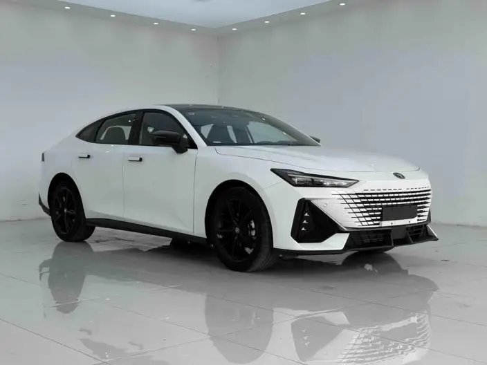 Changan UNI-V 2024 Model 1.5T High Power Edition