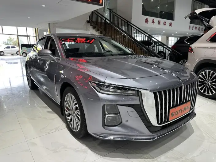 Hongqi H5 2023 Model 2.0T Automatic Flag Enjoy Edition