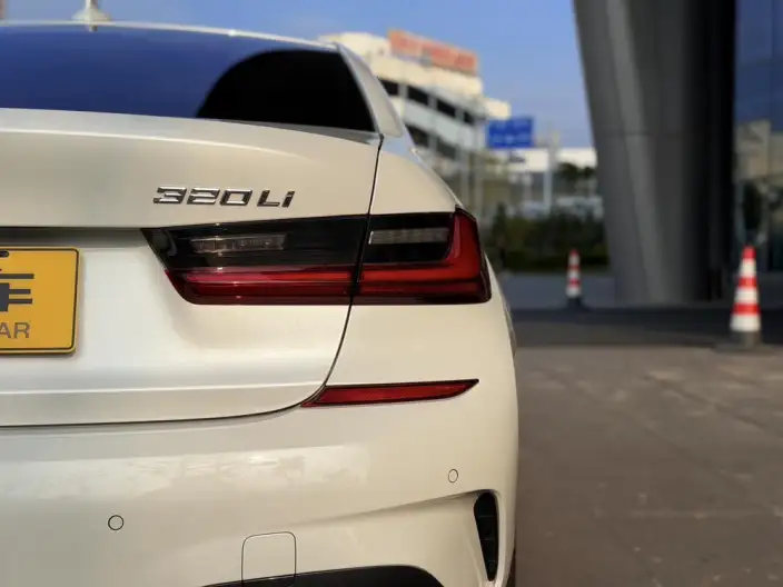BMW 3 Series 2022 Model 320Li M Sports Set – фото 9