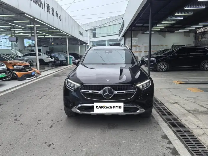 Mercedes-Benz GLC 2023 Model GLC 260 L 4MATIC Dynamic Model 5 seat – фото 2