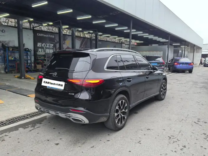 Mercedes-Benz GLC 2023 Model GLC 260 L 4MATIC Dynamic Model 5 seat – фото 5