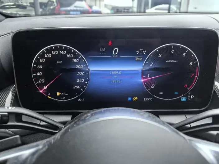 Mercedes-Benz GLC 2023 Model GLC 260 L 4MATIC Dynamic Model 5 seat – фото 8