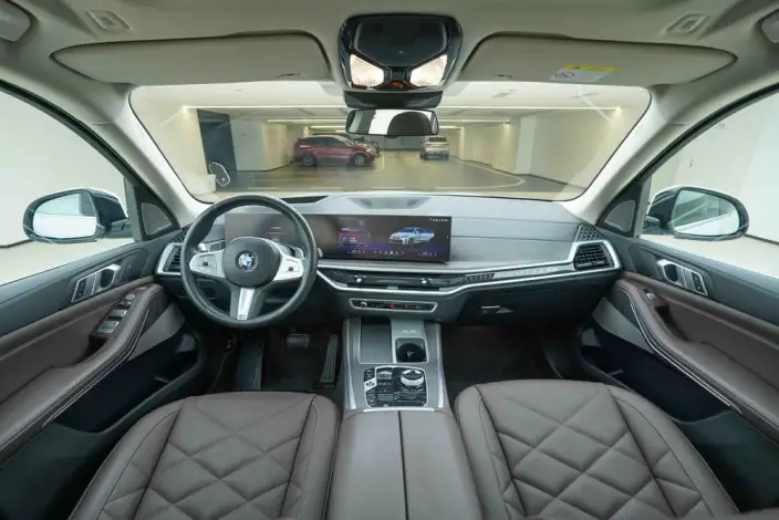 BMW X5 2023 Model xDrive30Li Exclusive Model M Sports Set – фото 9