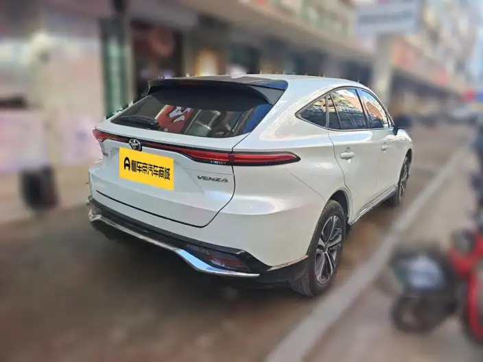 Venza 2022 Model 2.0L CVT 2WD Deluxe Edition – фото 2