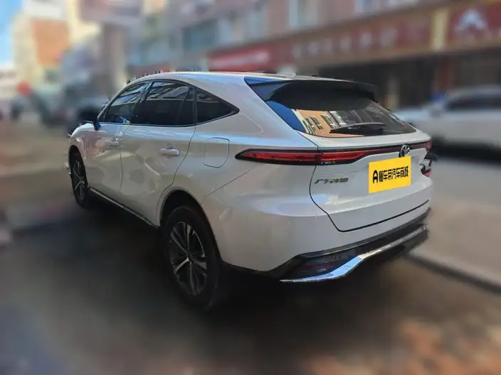 Venza 2022 Model 2.0L CVT 2WD Deluxe Edition – фото 4