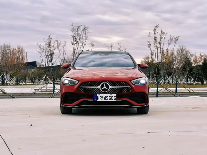 Mercedes-Benz C-Class 2022 Model Facelift C 260 L Sports Edition – фото 2