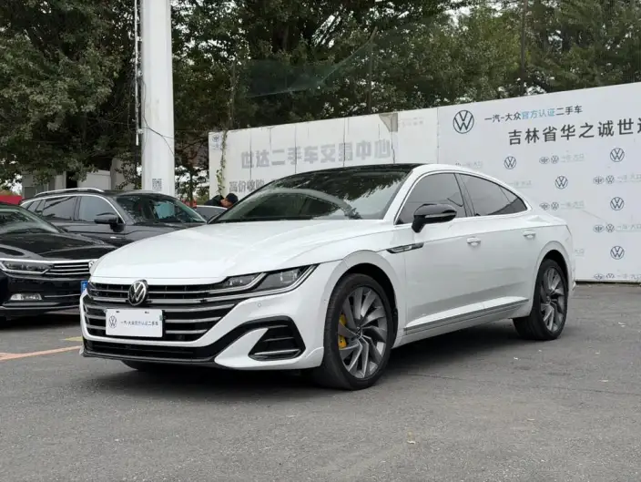 Volkswagen CC 2021 Model 380TSI Eye-catching version – фото 1