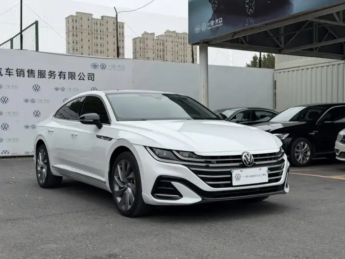 Volkswagen CC 2021 Model 380TSI Eye-catching version – фото 3