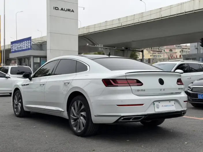 Volkswagen CC 2021 Model 380TSI Eye-catching version – фото 4