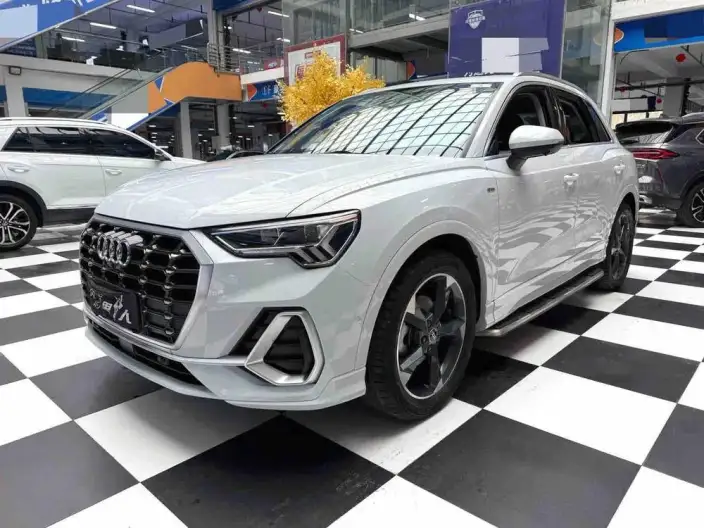 AUDI Q3 2023 Model 35 TFSI Fashion Dynamic Model – фото 1