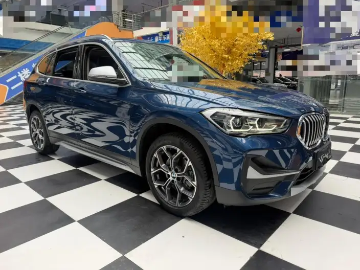 BMW X1 2022 Model sDrive20Li Fashion Model – фото 3