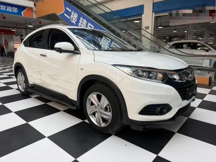 Honda Vezel 2022 Model 1.5L CVT Elite Smart Edition – фото 3