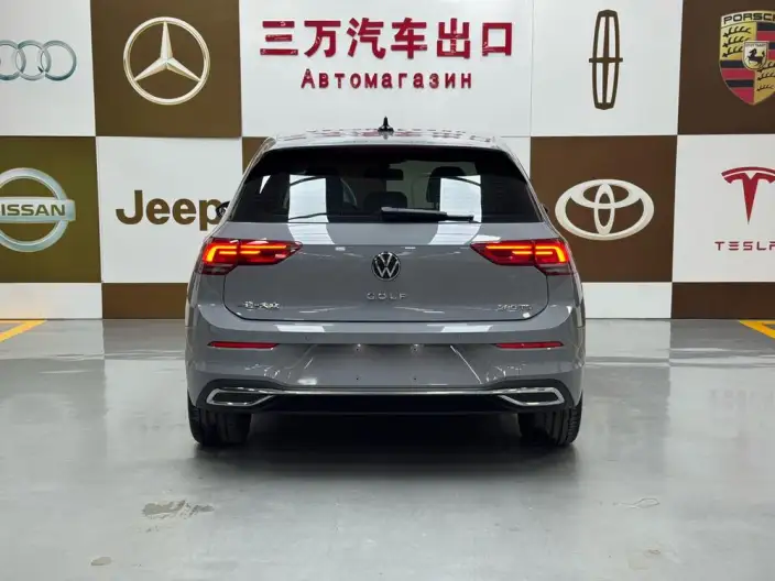 Volkswagen Golf 2023 Model 280TSI DSG Pro – фото 5