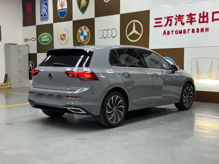 Volkswagen Golf 2023 Model 280TSI DSG Pro – фото 6