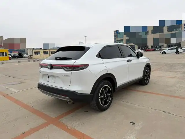 Honda Vezel 2023 Model 1.5L CVT Deluxe Edition – фото 6