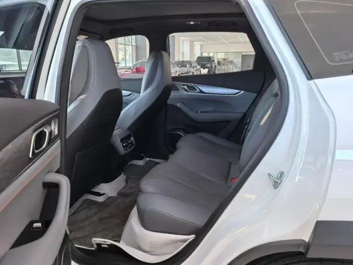 Geely M7 2026 Model 225km Tiggo + Edition – фото 10