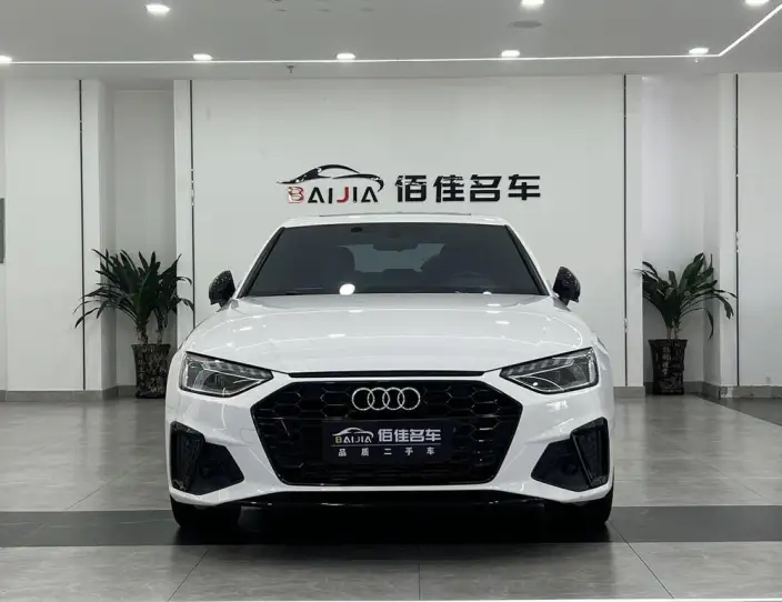 Audi A4 L 2023 Model 40 TFSI Luxury Dynamic Model – фото 2
