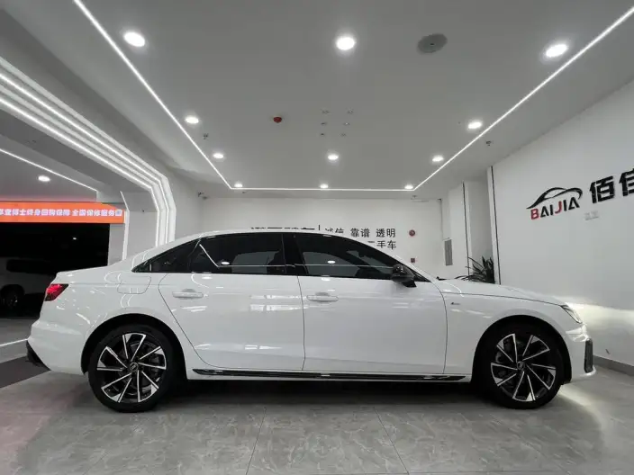 Audi A4 L 2023 Model 40 TFSI Luxury Dynamic Model – фото 7