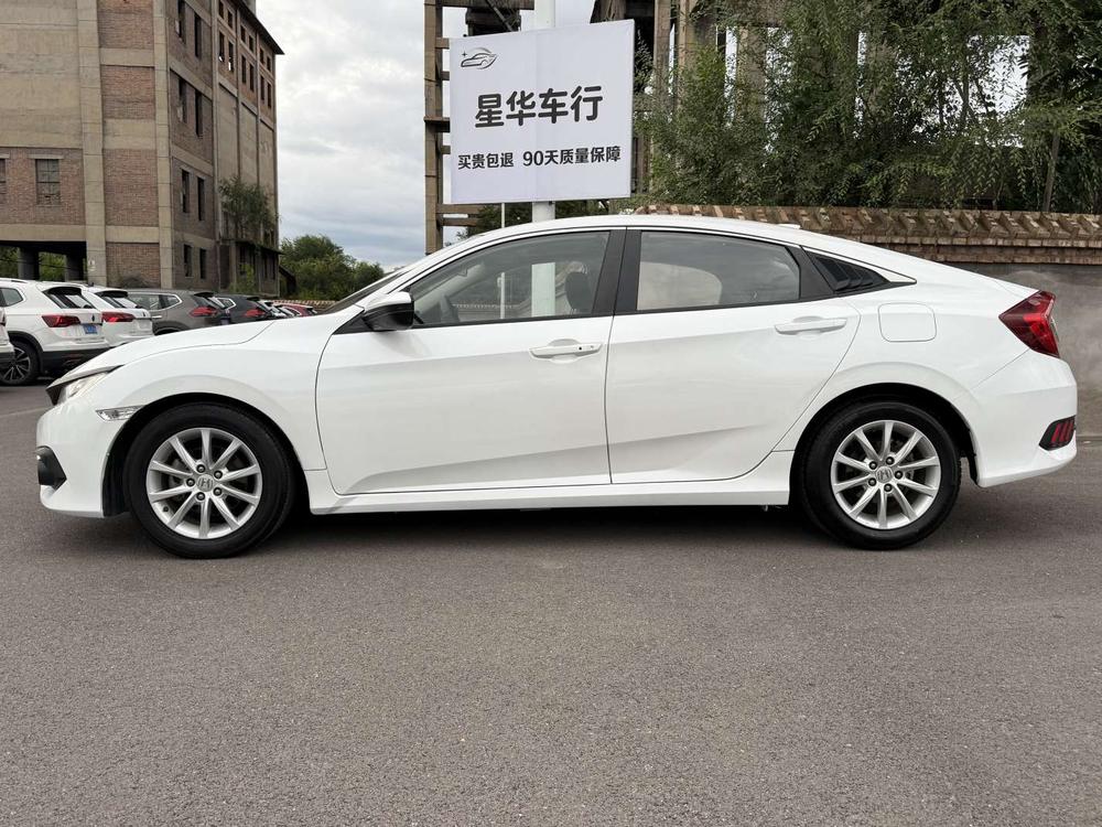 Honda Civic Модель 2019 года 180TURBO CVT Shang Baojun Edition National V – фото 4