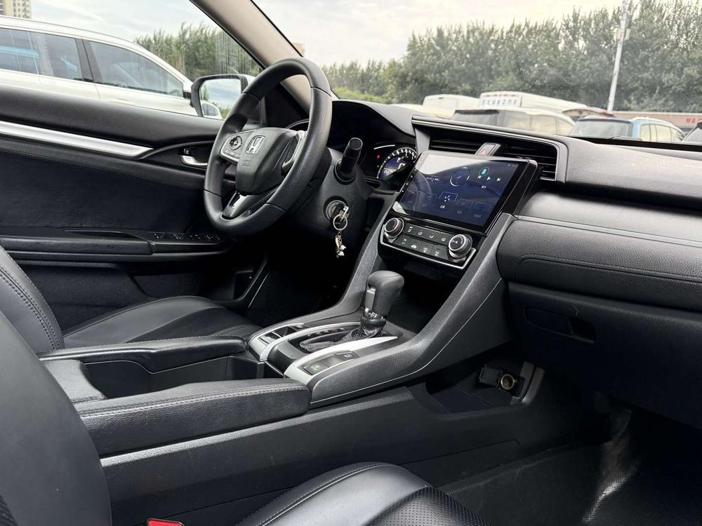 Honda Civic Модель 2019 года 180TURBO CVT Shang Baojun Edition National V – фото 12