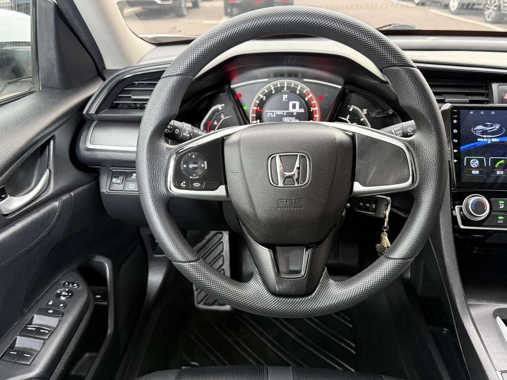 Honda Civic Модель 2019 года 180TURBO CVT Shang Baojun Edition National V – фото 13