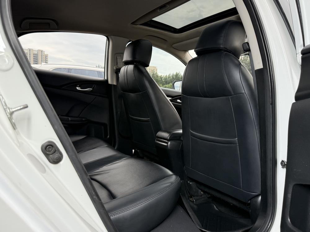 Honda Civic Модель 2019 года 180TURBO CVT Shang Baojun Edition National V – фото 19