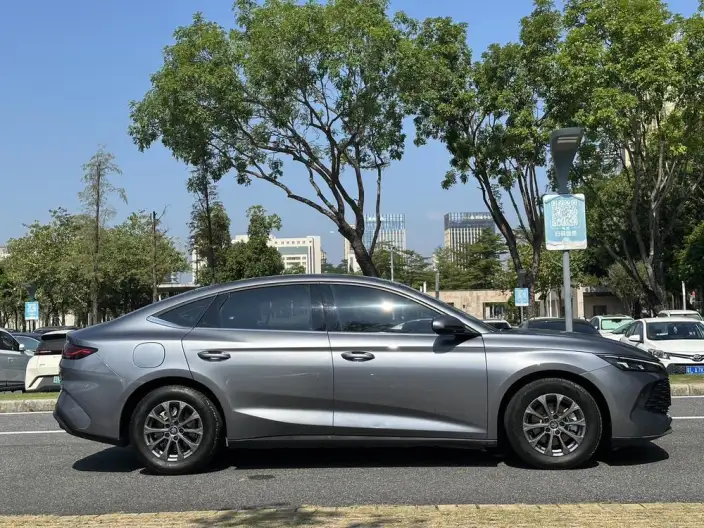 QinL DM 2024 Model DM-i 80KM Leading Model – фото 7