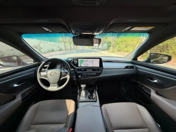 Lexus ES 2022 Model 200 Superior Edition – фото 7